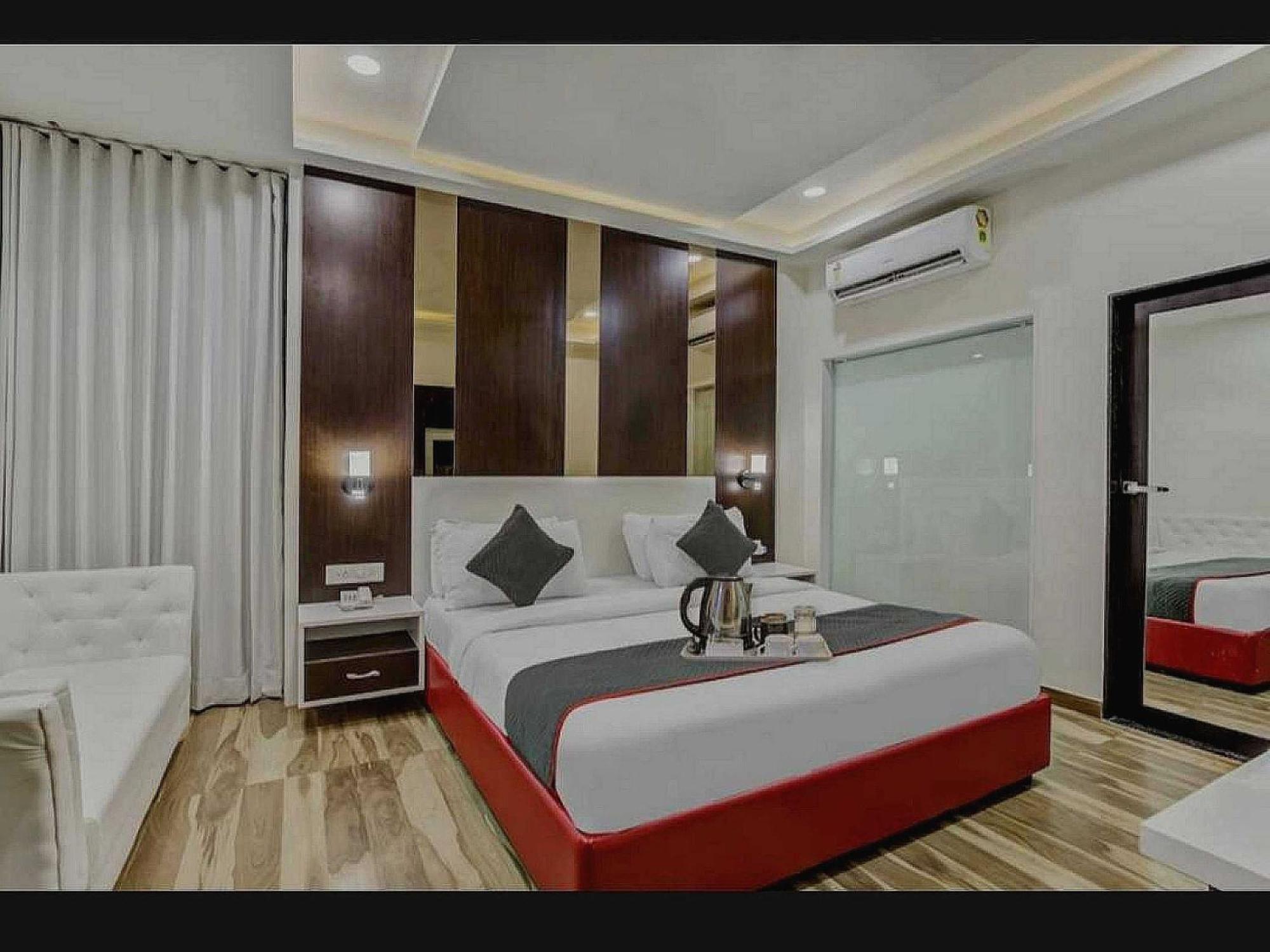 Hotel O Raas Near Near Paschim Vihar Delhi (National Capital Territory of India)